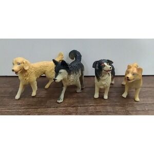 Lot Of 4 Toy Dog Figures For Farm Set Plastic Diorama Golden Retriever Husky B2